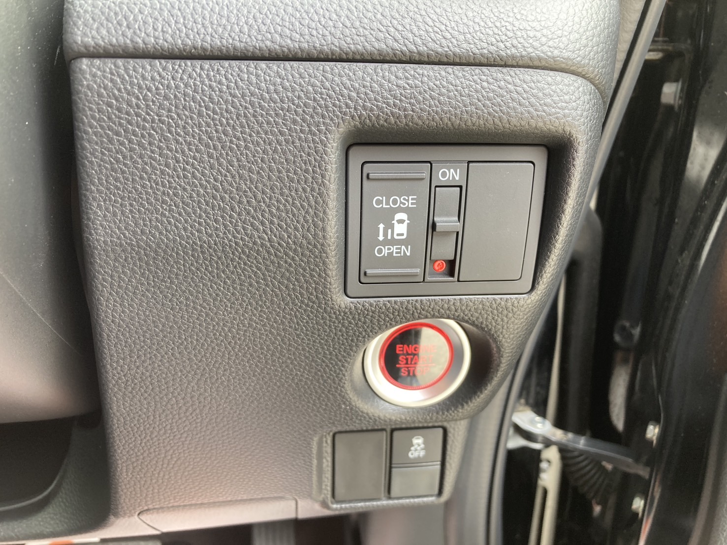 ホンダ N-BOX 660 カスタムG Lパッケージ