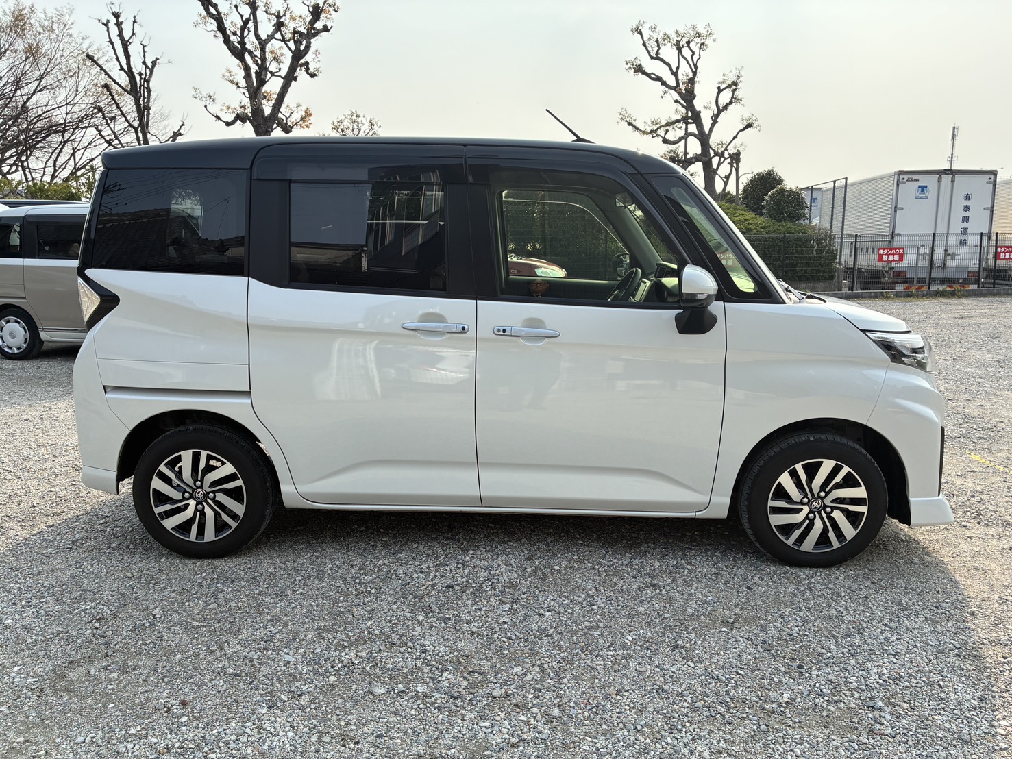 トヨタ ルーミー 1.0 カスタム G