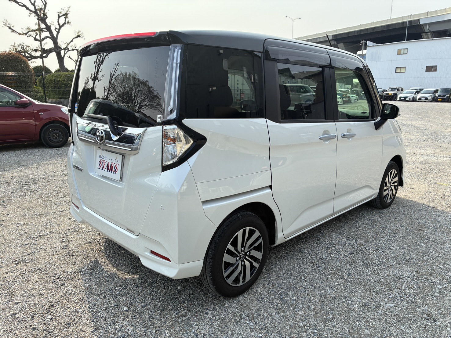 トヨタ ルーミー 1.0 カスタム G