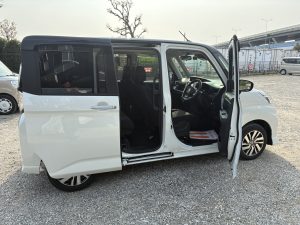 トヨタ ルーミー 1.0 カスタム G_09