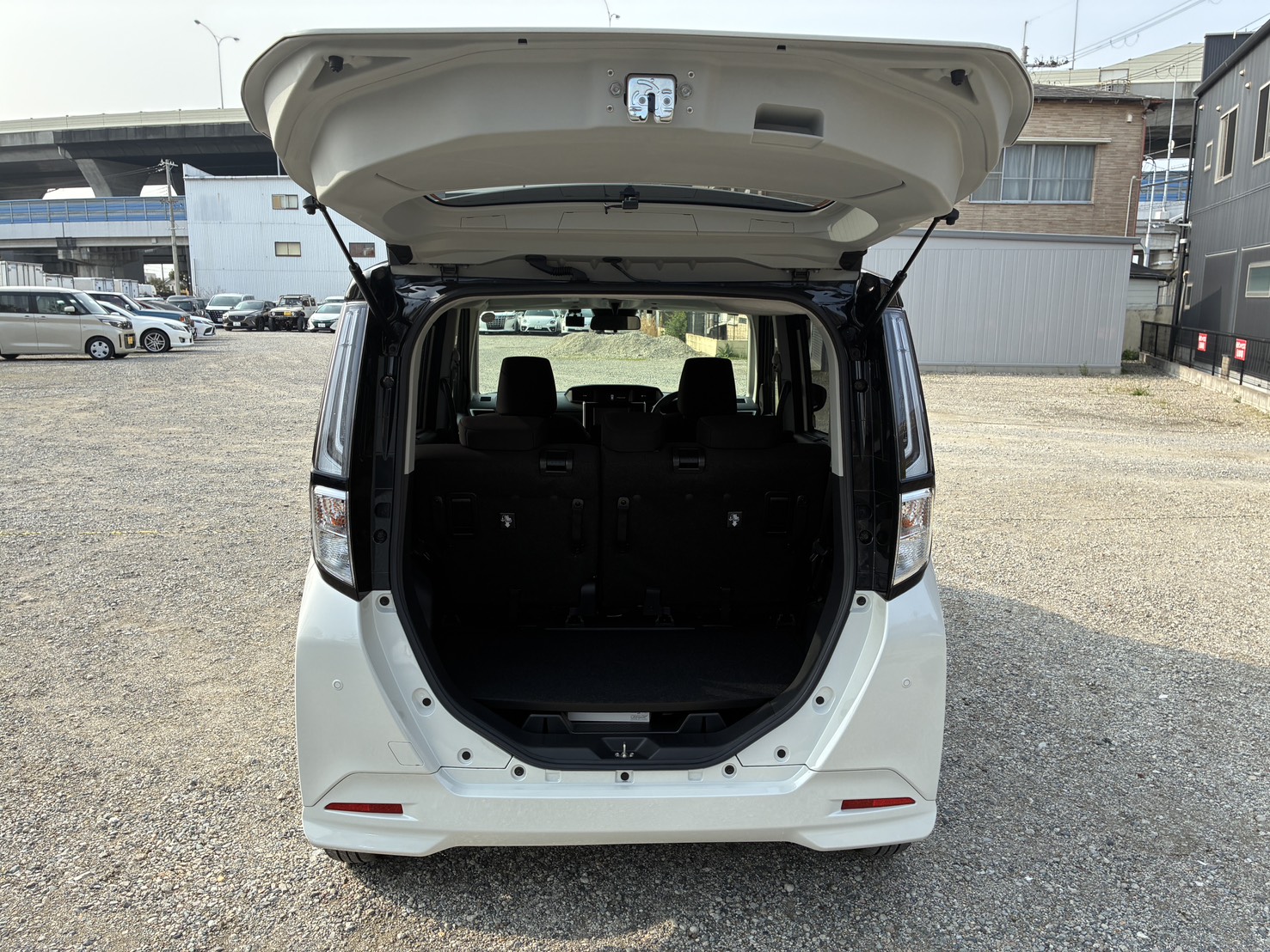 トヨタ ルーミー 1.0 カスタム G