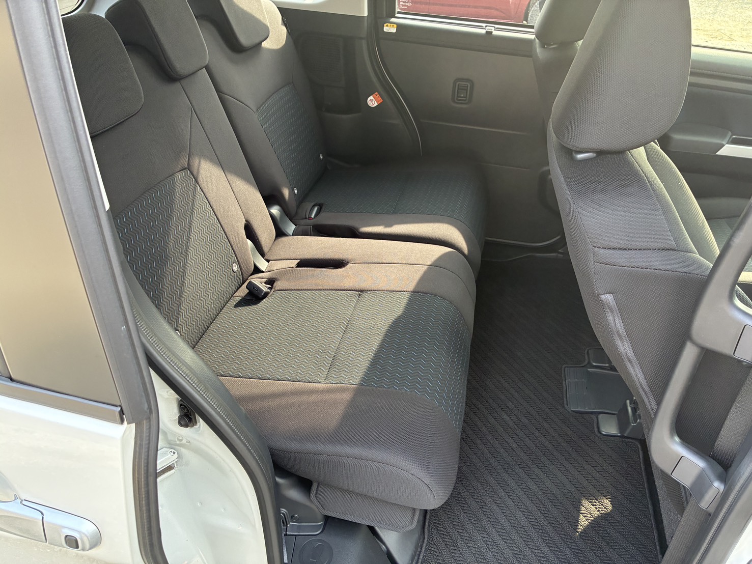 トヨタ ルーミー 1.0 カスタム G