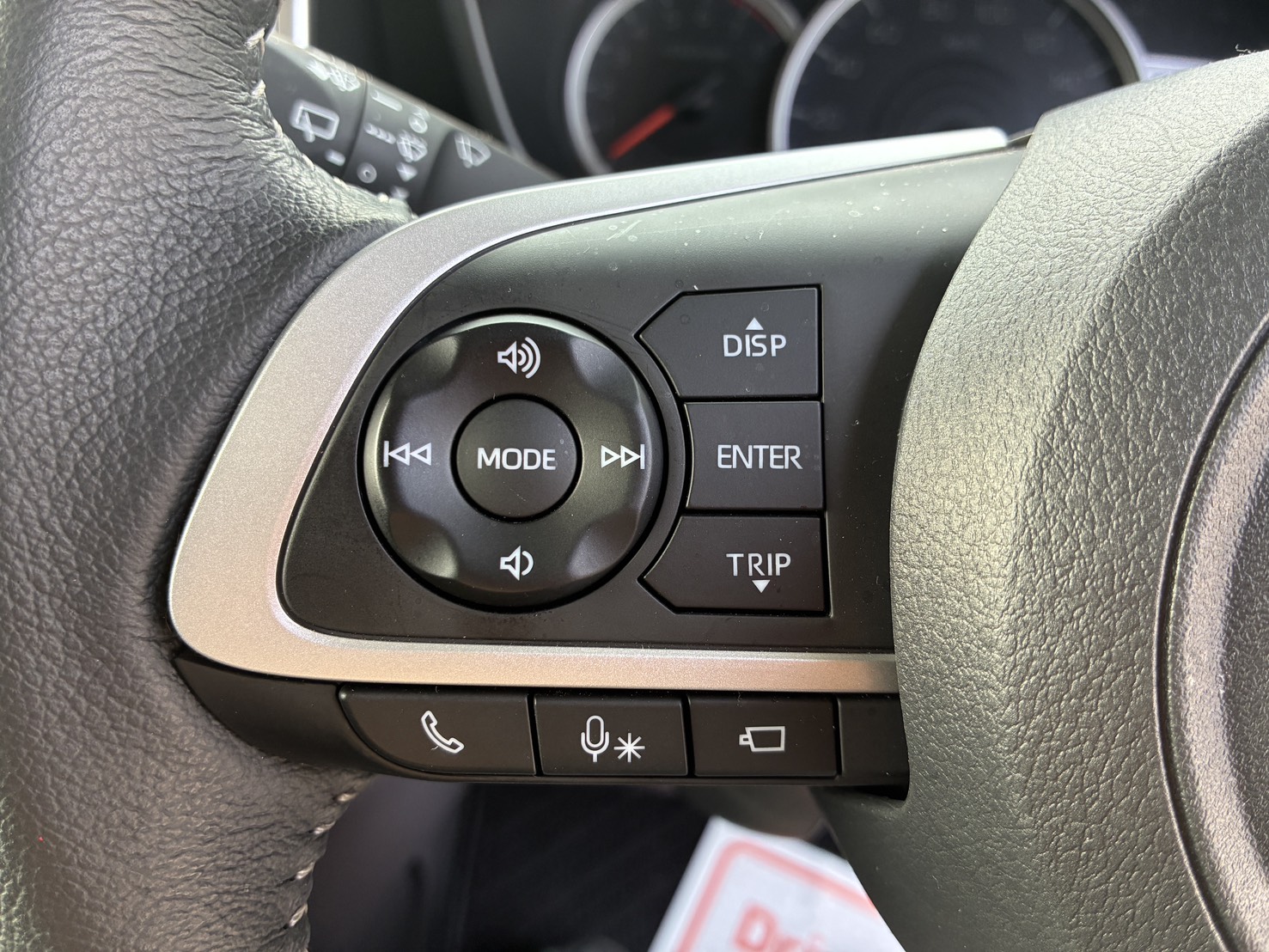 トヨタ ルーミー 1.0 カスタム G