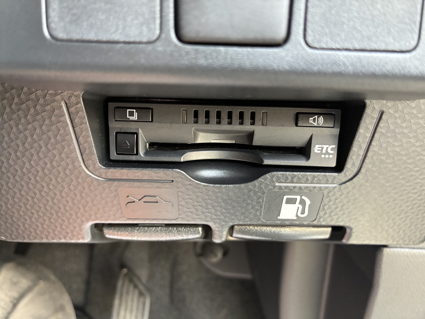 トヨタ ルーミー 1.0 カスタム G