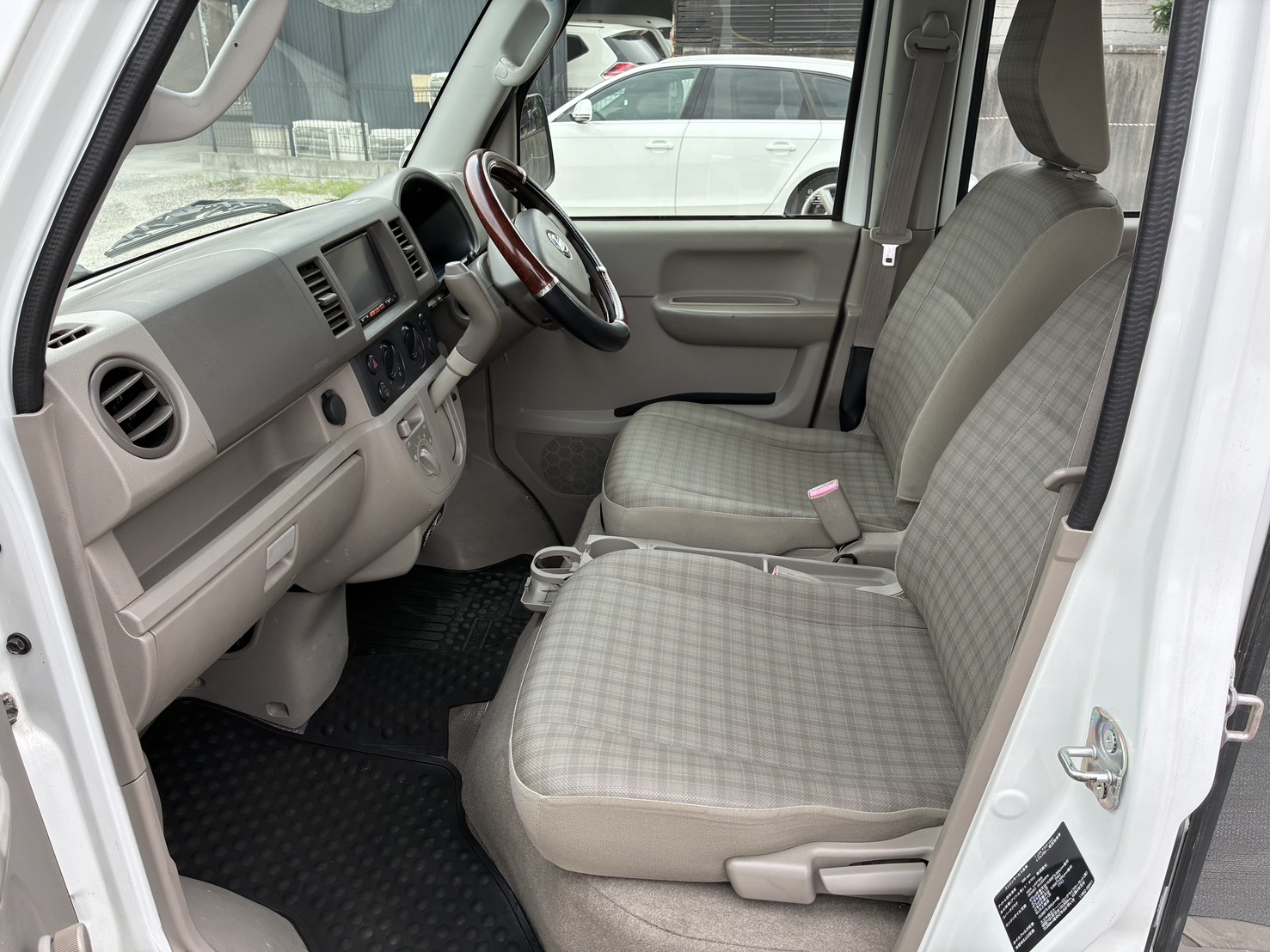 日産 クリッパーバン 660 DX